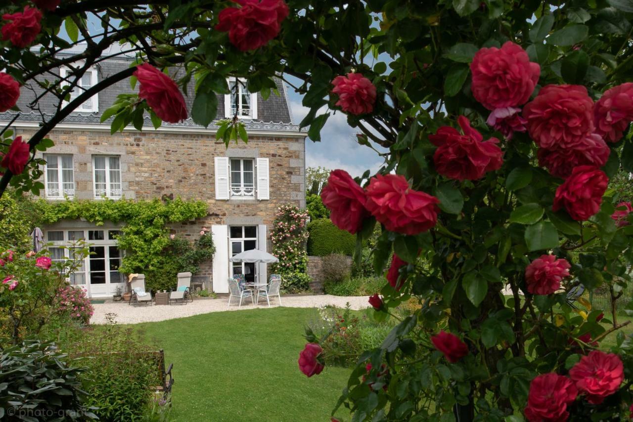 Maison D'Hotes De Charme La Rose De Ducey Pres Du Mont Saint Michel ภายนอก รูปภาพ